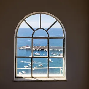  Apartment Design Sea View Accessible By 250 Steps Italy